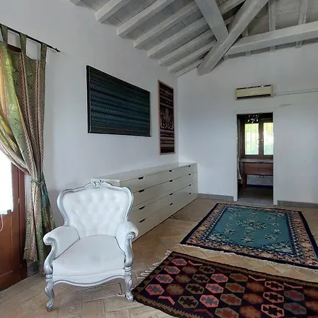 Villa Oltreconfini
