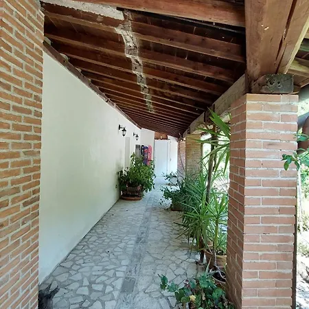Oltreconfini Villa *