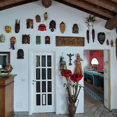 Villa Oltreconfini Aguzzo